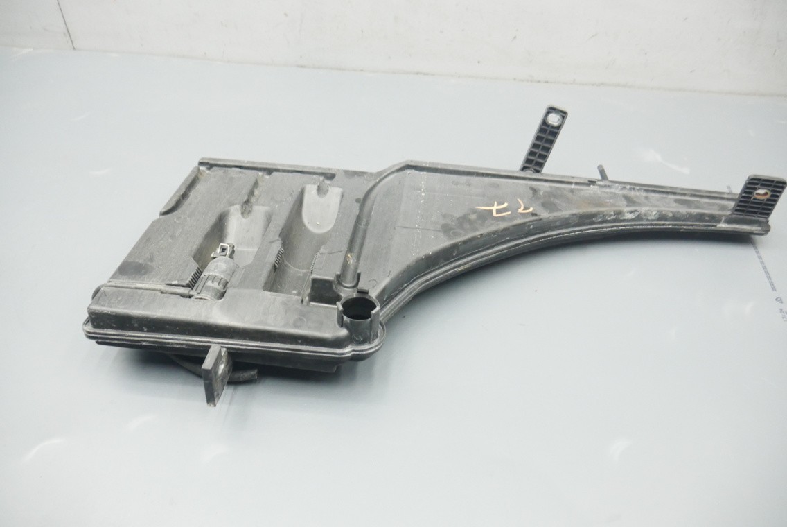 Maserati Ghibli 2014-2020 Washer reservoir P/N 670006414