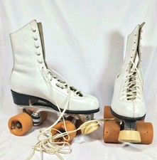 Vtg White Roller Derby Skates Sz 7 w Carrying Case Pacer Crown, Zinger