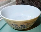 Vintage PYREX 403 HOMESTEAD Speckled 2 1/2qt Mixing Bowl
