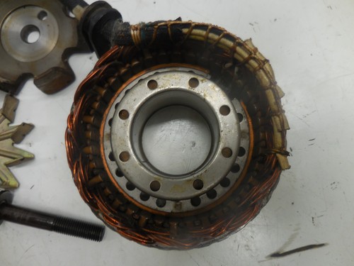 W16 Honda CB 650 SC 1984 Alternator 31100-ME5-025 31100-ME5-842 - Bild 4 von 4