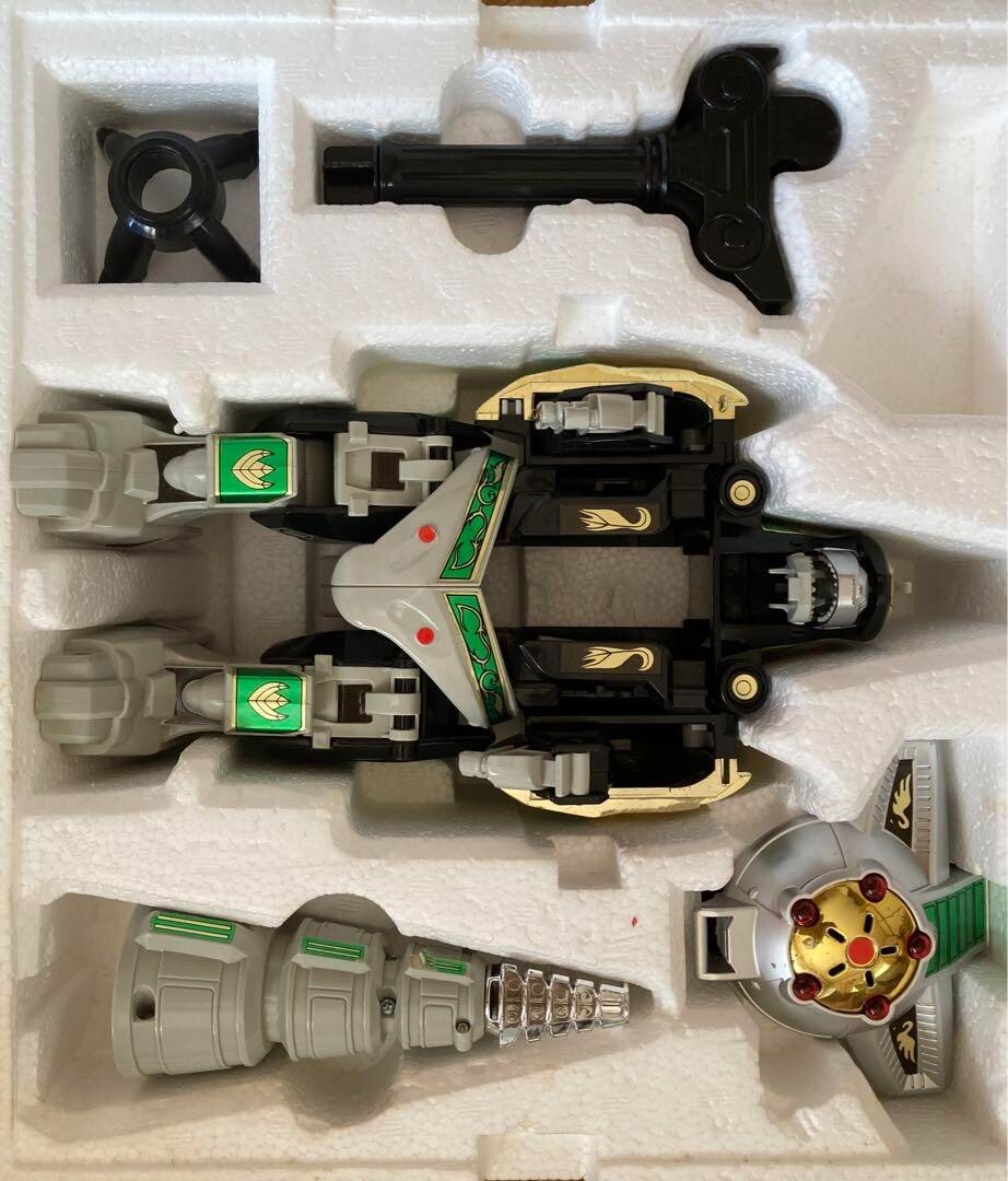 Bandai Kyoryu Sentai Zyuranger DX Robo Series Dragon Caesar Bandai Kyoryu Sentai Zyuranger DX Robo Series Dragon Caesar