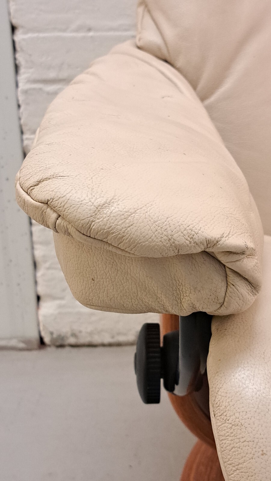 ekornes stressless recliner chair eBay