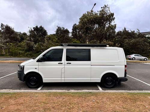 Volkswagen Transporter T5 Campervan - Picture 16 of 22