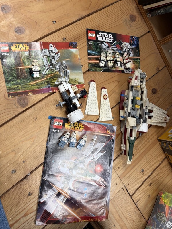 LEGO Star Wars 7259 + 7350 + 7655 All Minifigures And Manuals Incomplete/no Sets
