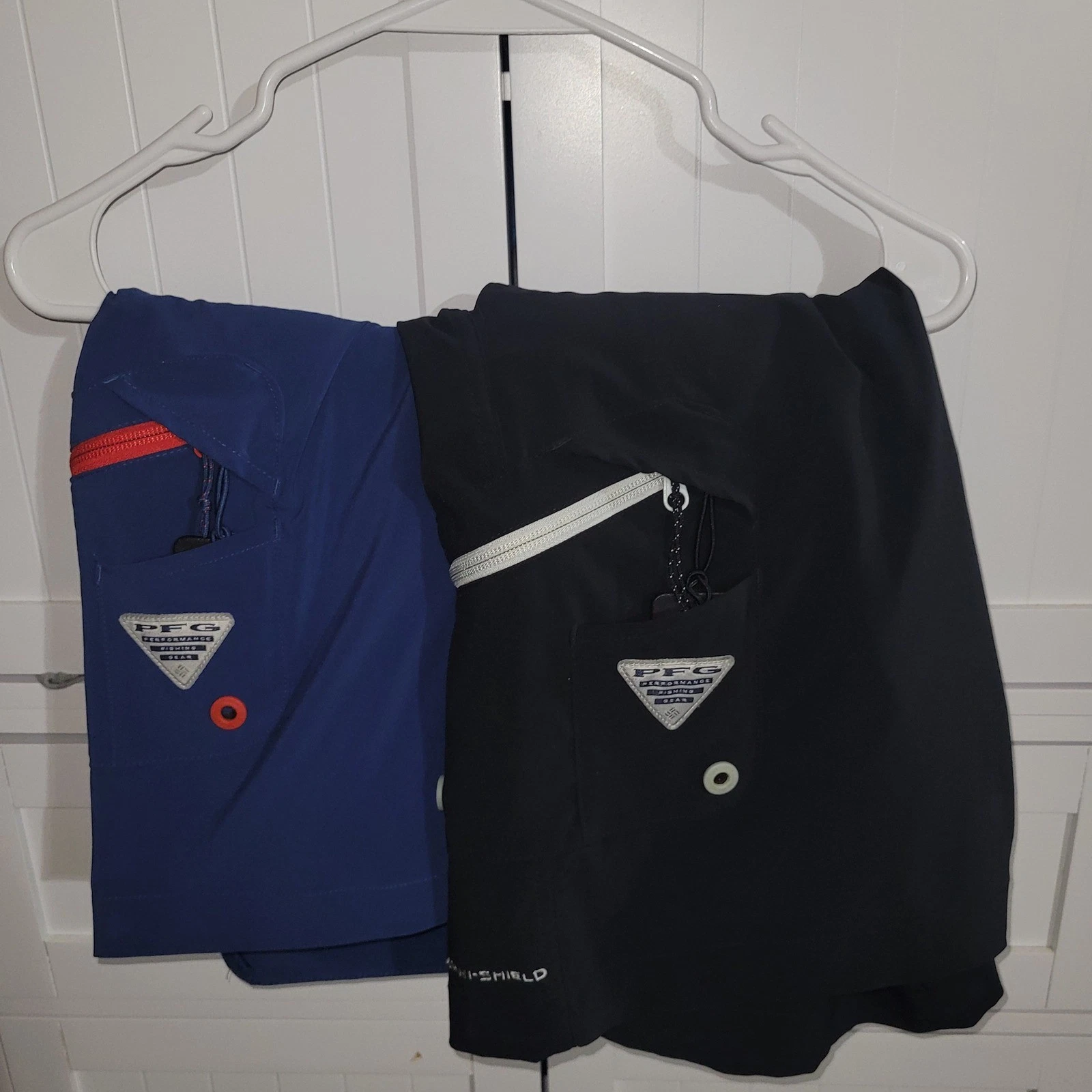 2 pairs Columbia PFG Mens Blood and Guts III Fishing Shorts Blue 42 Carbon Blue