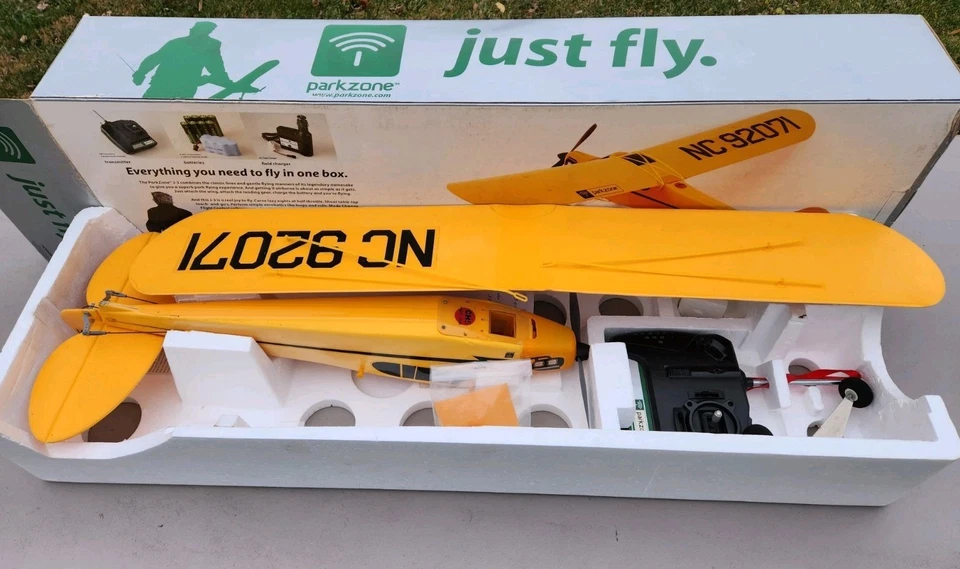 Parkzone J-3 Cub R/C RTF Charge-and-Fly Park Flyer Ariplane PKZ1100 Wingspan 37" - Image 2 of 4