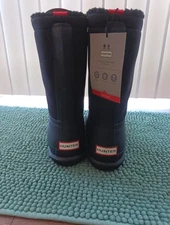 Hunter Rain Boots For Women.Size: 7. Color: Black.Brand new.