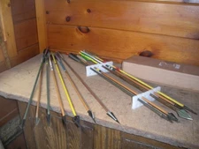 Vintage Wooden Archery Arrows with Collectable Broadheads / 12 Broadhead Arrows