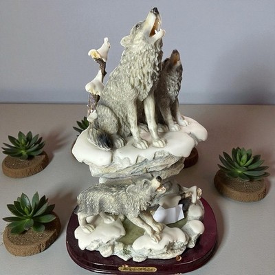 Vintage Classic Wildlife Collection Wolf Pack Family Howling Sculpture Figure 15