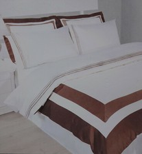 Hotel Collection By Hillcrest White Burgundy REd Duvet Covet Shams 3pc Set Queen
