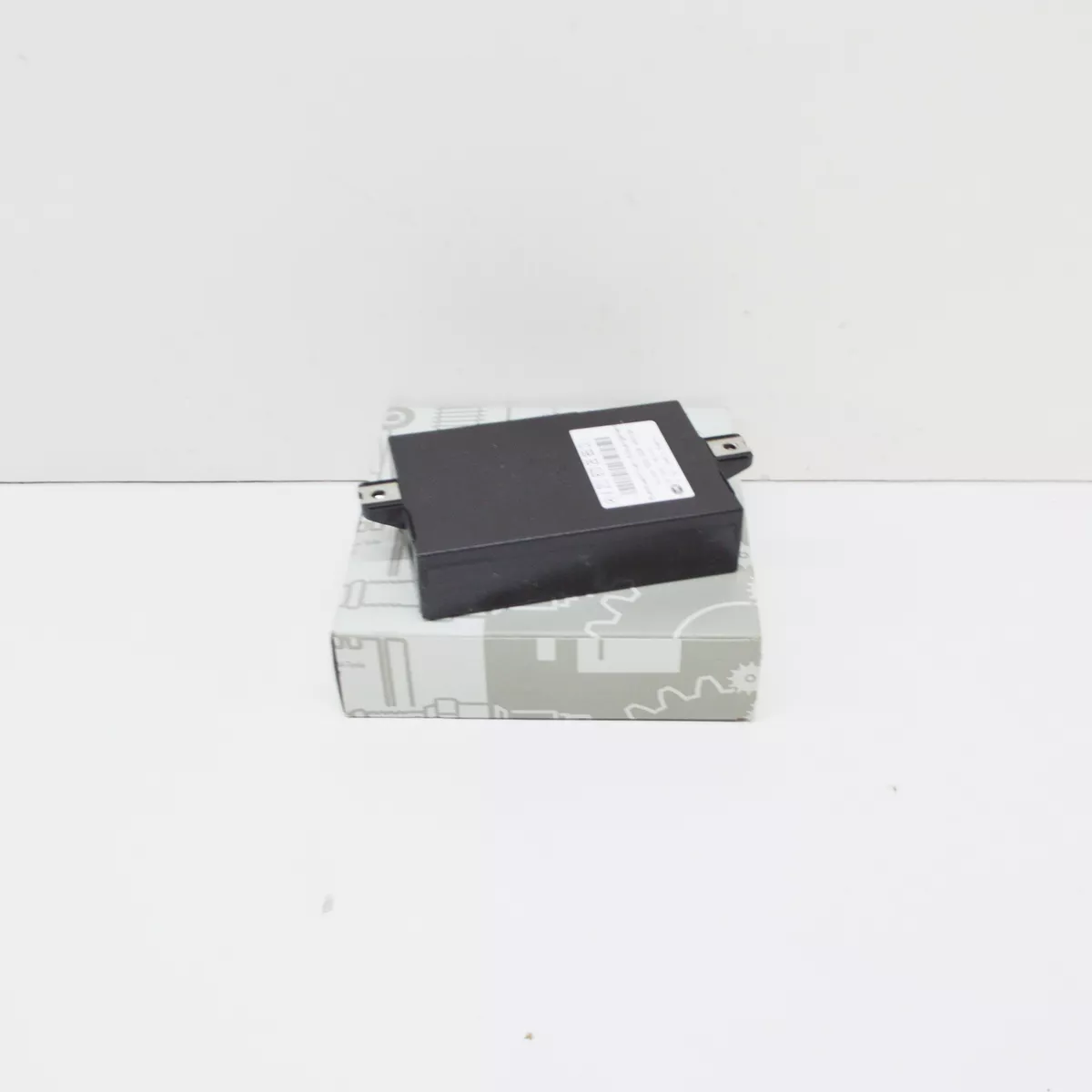 MB E T-Model S211 Rear Panel Door Control Unit A2118702685 NEW 