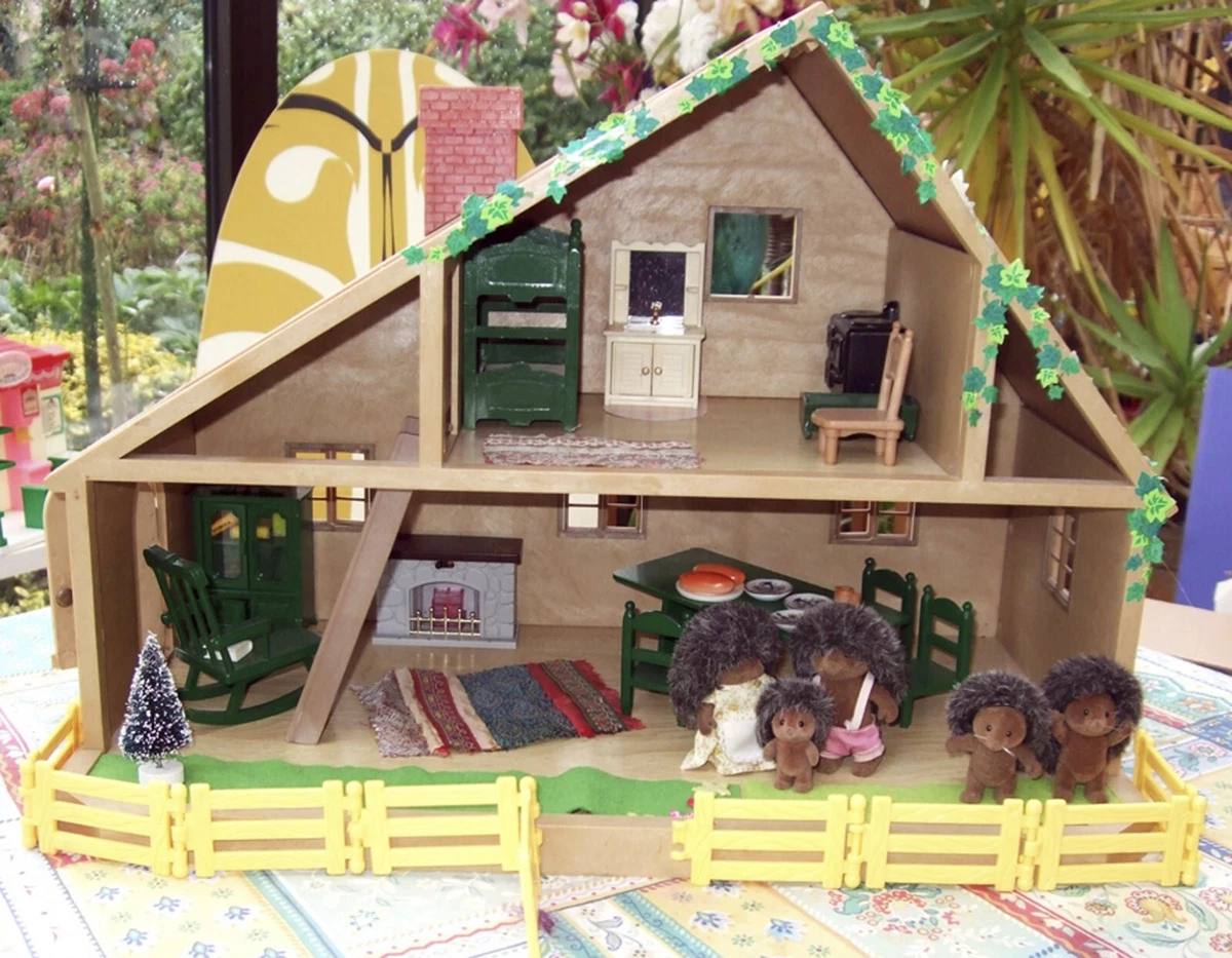 Vintage Sylvanian Families Deluxe Country House