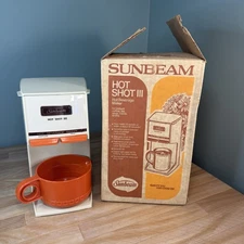 VTG Sunbeam Hot Shot III Hot Beverage Maker w/ Mug & Box Almond Orange RETRO