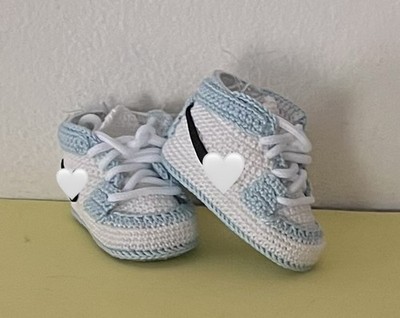 Babyschuhe gehäkelt, 3-6 Monate, Garn aus Schottland, Geschenk Geburt, Willkommen