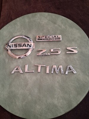 Original O.E.M Genuine  Nissan Altima Badge Emblems 2.5 S ''SPECIAL EDITION''