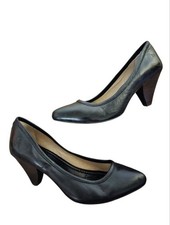 Frye Regina Classic Black Leather Womens Mid ...