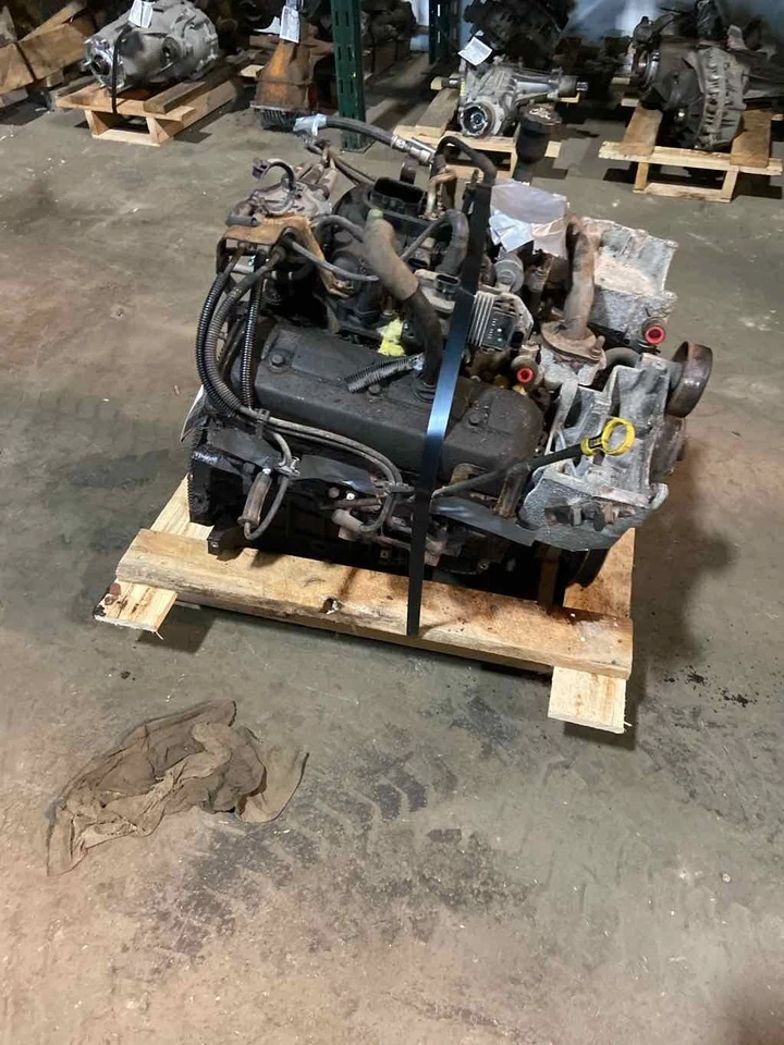 Used Engine Complete Assembly fits: 2006 Gmc Sierra 1500 pickup 4.3L VIN X 8th d Foto 2 de 4
