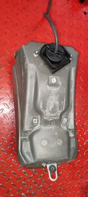 reservoir essence YAMAHA 250 YZF 2017 - Photo 1/2