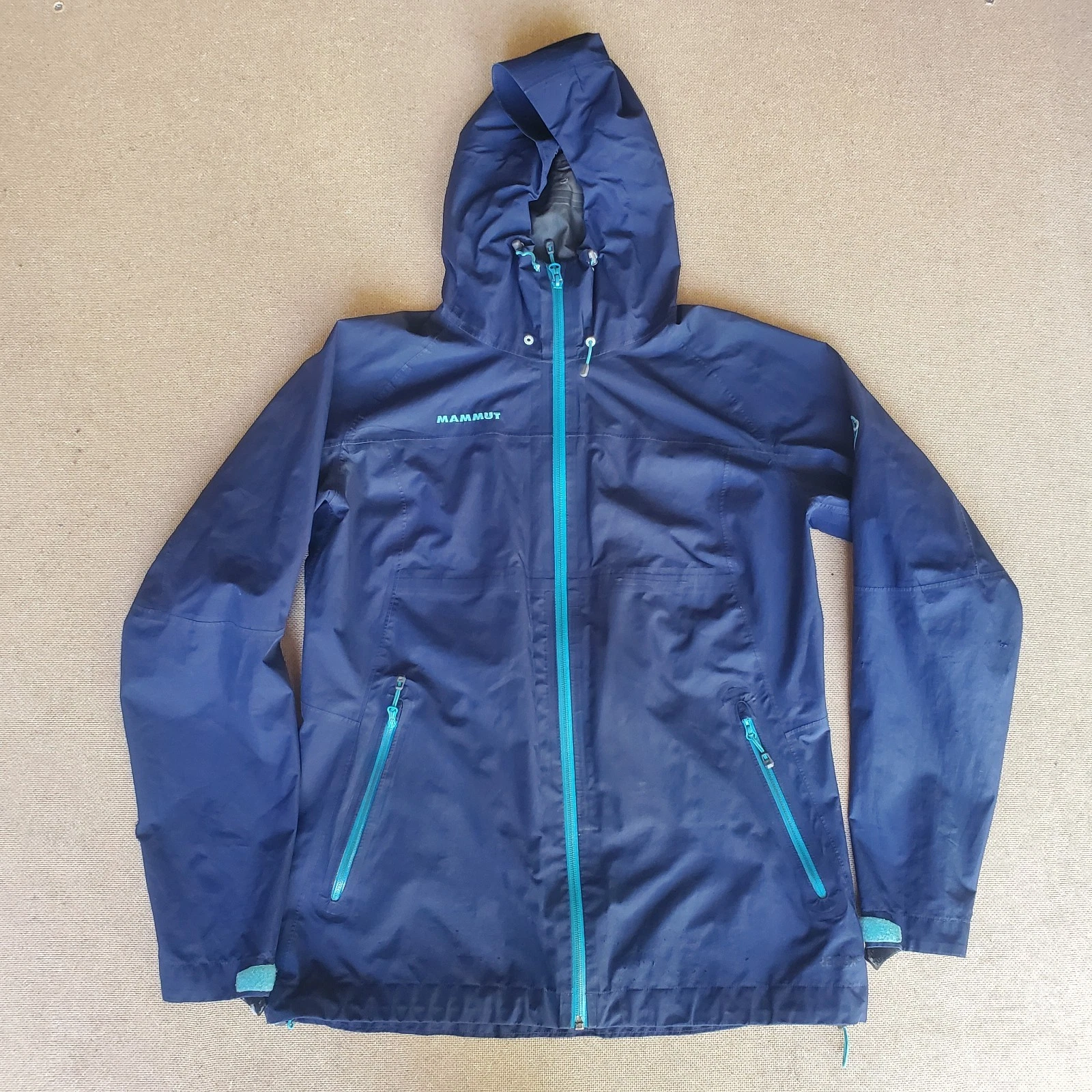 Women's Mammut Size L GTX Gore-Tex Rain and Snow Jacket Size Dark Blue
Opens in a new window or tab