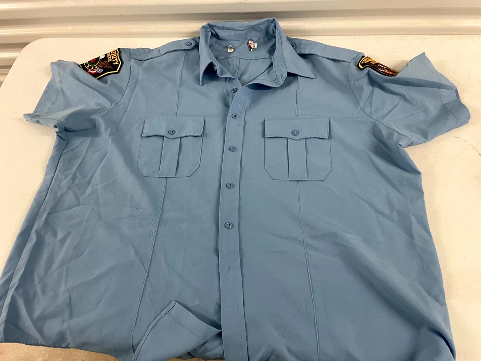 Lote de 3 Camisas de Seguridad Uniformes Para Hombre 20 Bolsillos Azul Logo Manga Corta Abotonadas Foto 3 de 4