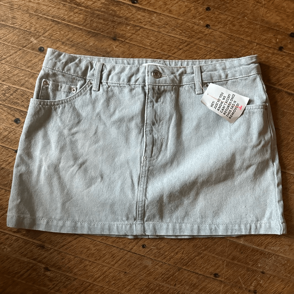 Topshop light wash denim size 8 normcore mini skirt