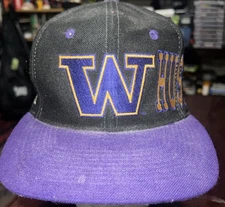 Vintage distressed Apex One Washington Huskies Wool Snapback Hat (read)