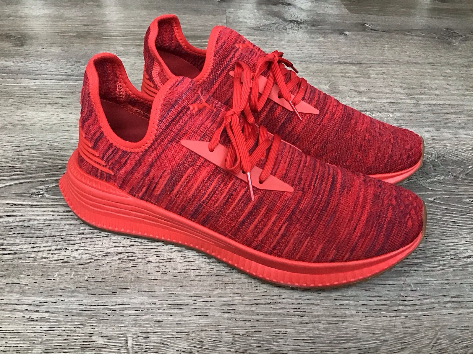 Puma AVID Evoknit SU Gum 455 Mens Size 10 Shoes Puma Red Sneakers 368052 02