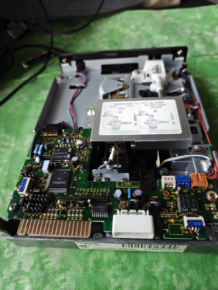 Unidad de disquete Panasonic JU-475-3 5,25" 1,2 MB de colección sin probar como está Foto 2 de 3