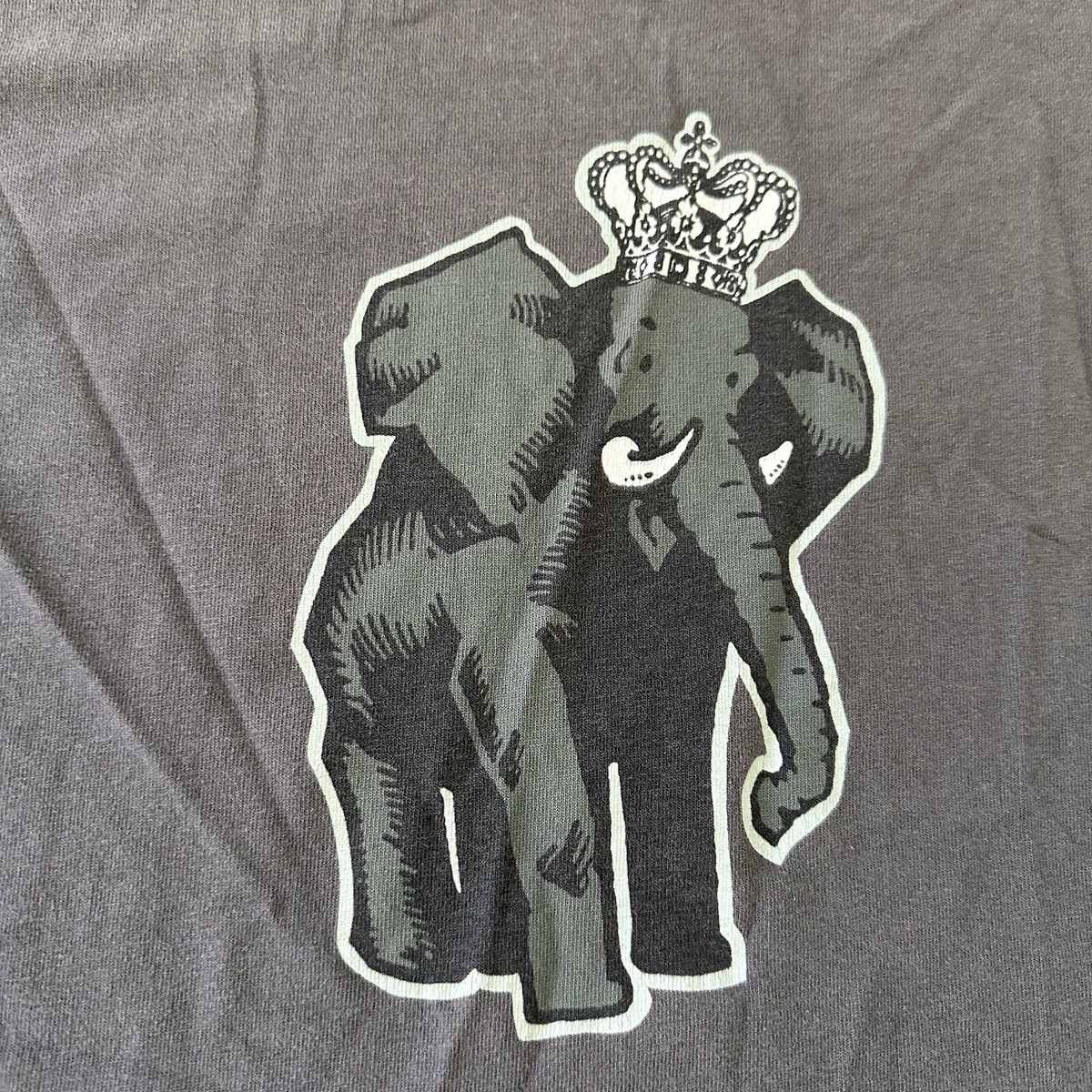 Vintage STUSSY King Elephant T-shirt 80's Large And In Vintage STUSSY King Elephant T-shirt 80's Large And In