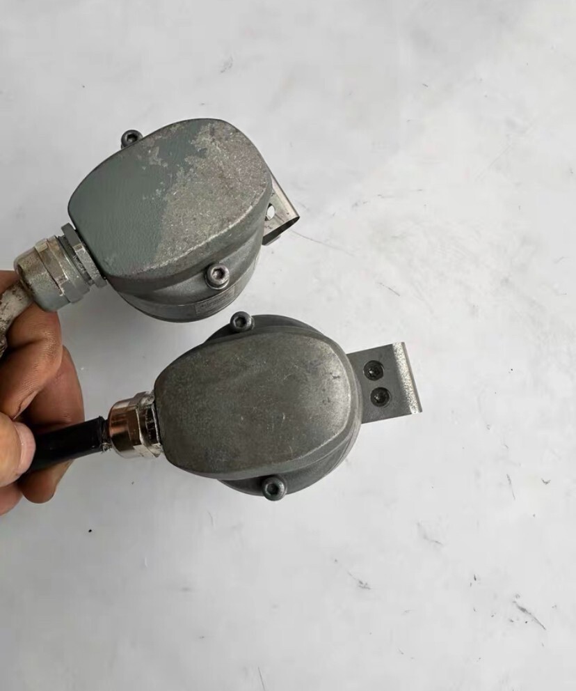 SEW encoder ES7C/EV7C, OG 73 UN 1024 Article number 13621572 ,DHL/FEDEX ...