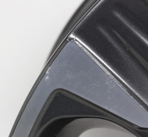 OEM Kia K5 18 Inch Wheel 52910-L3310 Scuffs Rubs - Picture 5 of 10