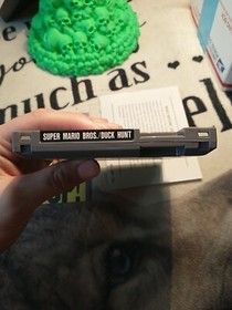 Super Mario Bros Duck Hunt NES Game with Dust Sleeve Plus Nintendo Papers 