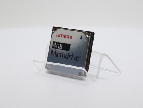 Hitachi 4 GB HMS360404D5CF00B CompactFlash+ Type II MicroDrive 3K4 (08K2532) - 第 1/1 張圖片