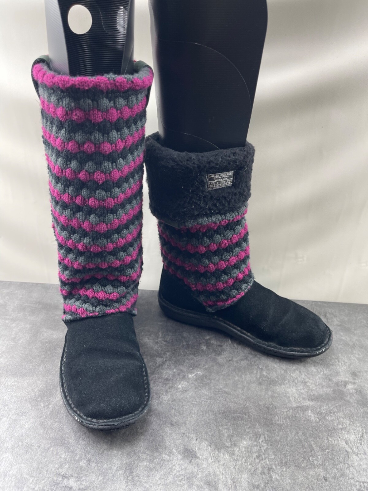 Stivali Keen grandi bambino giovane 5 5 m Auburn Navajo scarpe alte nere scamosciate foderate in maglia