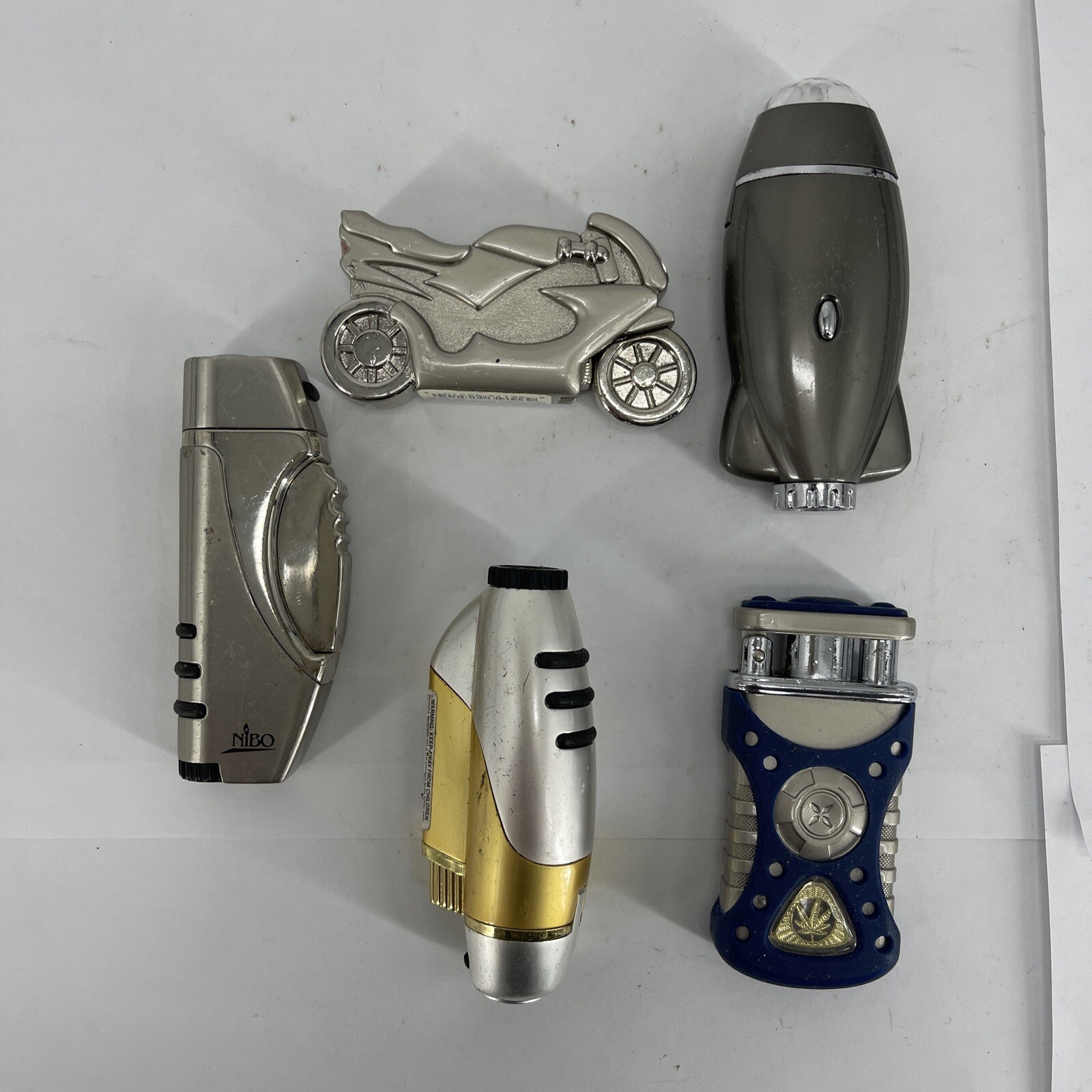 LOT OF 10 Vintage Novelty Assorted Refillable Butane Lighters NEEDS