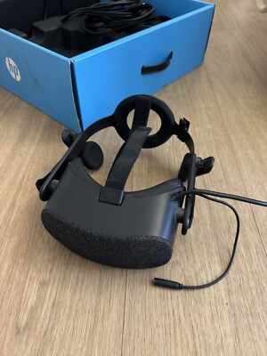 HP Reverb G2 Virtual Reality Headset Black (1N0T5AA) UK