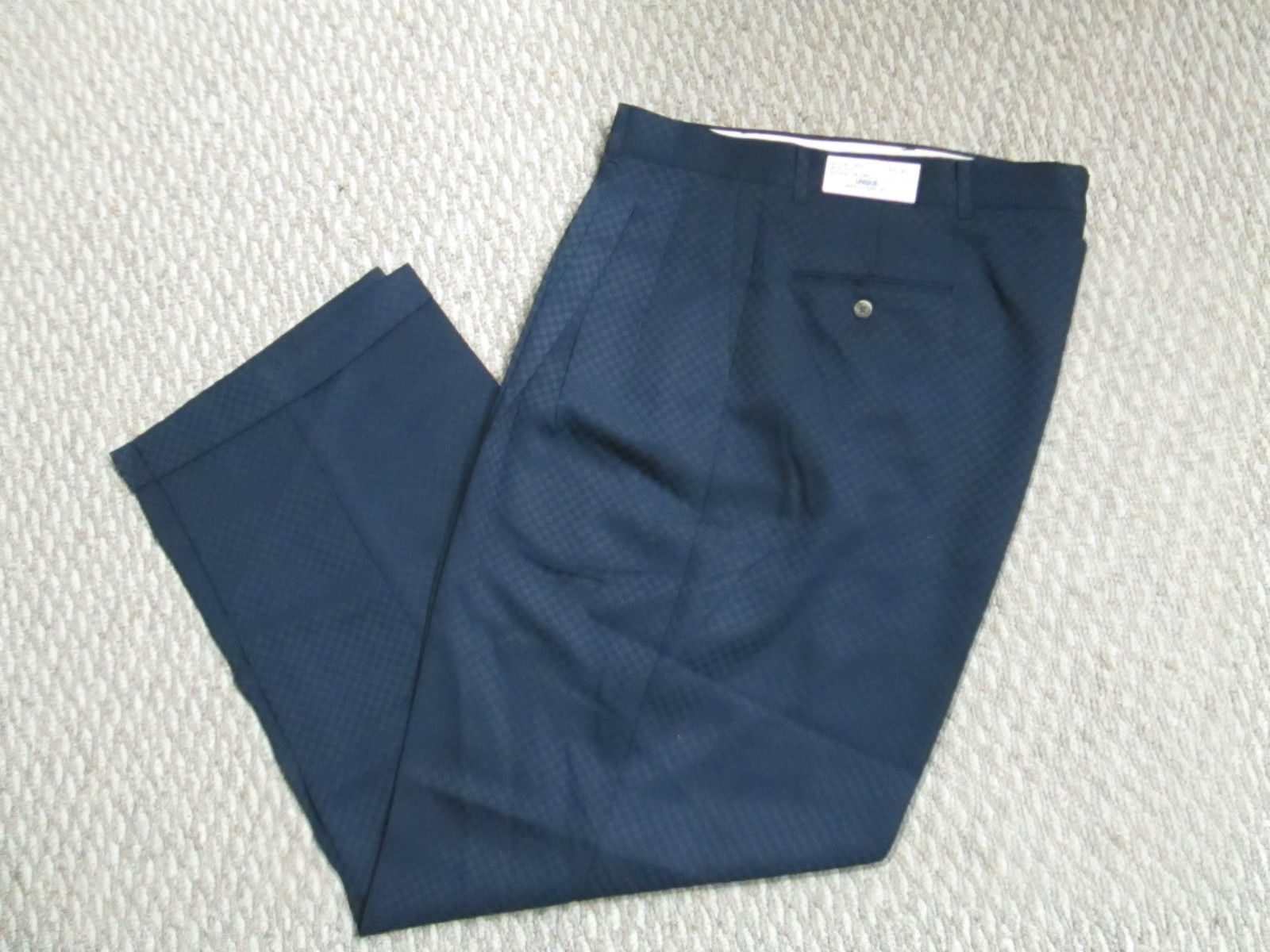 Mens Pants Unique Navy Dress Cuffed pleated Trousers 32 36 42 X 32 NEW