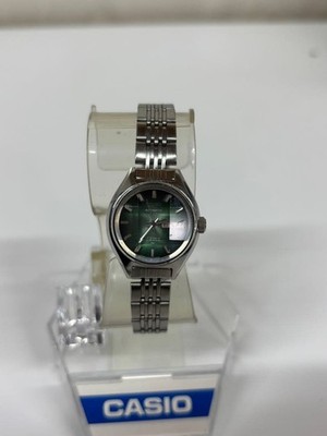 [A3M] Seiko Classic Smooth Bezel Stainless Steel Analog Quartz Watch [7w]