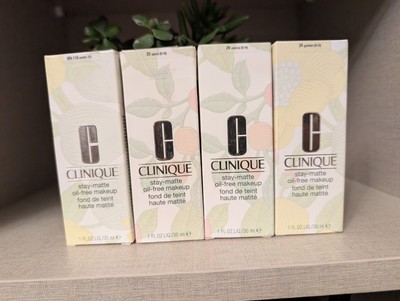 Clinique Stay-Matte ölfreies Make-up 30 ml - brandneu im Karton - WÄHLEN SIE IHREN FARBTON