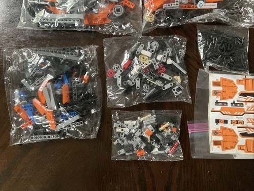 LEGO TECHNIC: Arctic Truck (42038) Damaged Box/new/complete - Picture 14 of 16