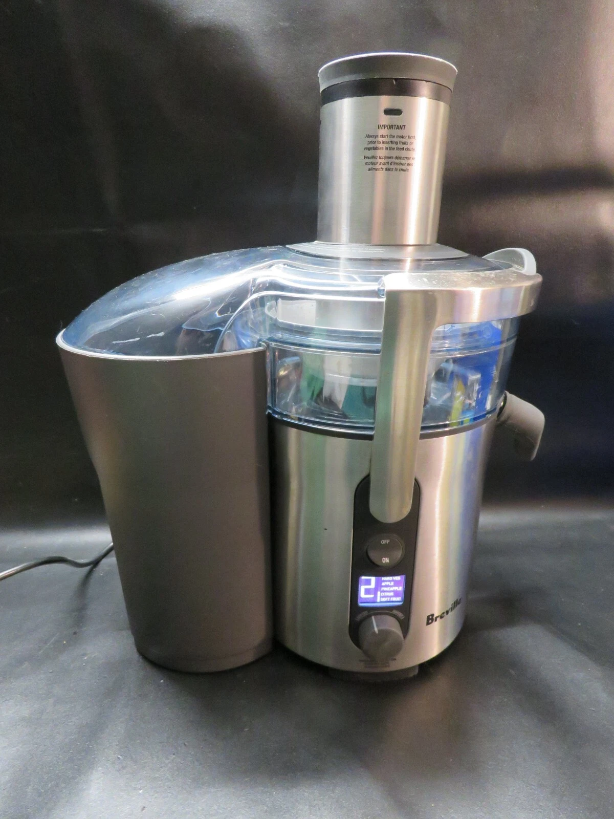 Breville BJE510XL Multi-Speed Juice Fountain 900-Watt Juicer