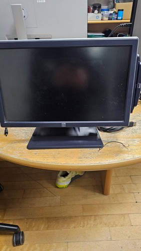 ELO ET1519L 15" Touch Screen POS Monitor VGA 3.5mm Audio USB - Picture 4 of 7