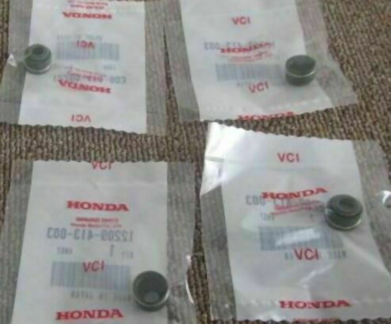 HONDA GENUINE OEM SMART DIO Z4 AF63 VALVE STEM SEAL 4PCS SET
