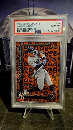 2025 TOPPS UPDATE AARON JUDGE LEGENDS UNITE #US86 JACK O'LANTERN SP PSA 10 POP 1