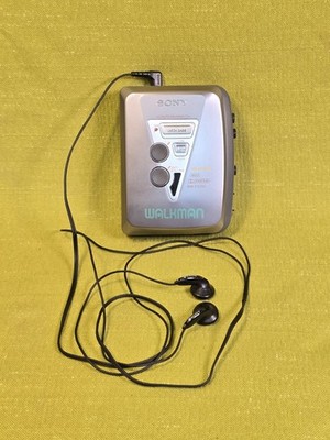 Sony Walkman WM-EX382 Kassettenspieler Auto-Reverse, Mega Bass +Sony MDR E805 #3