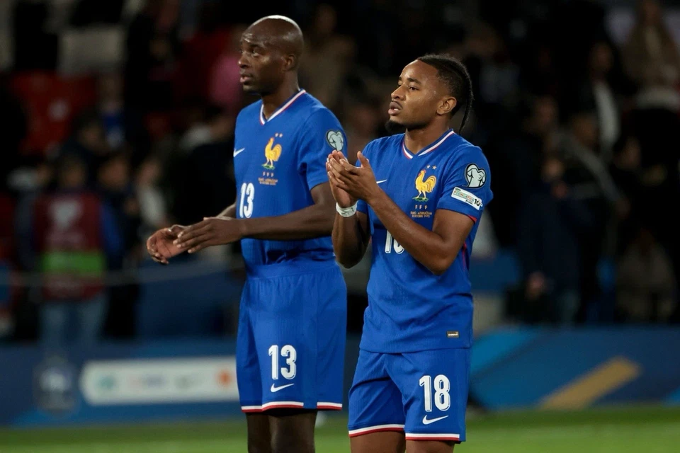 Nike France 2024 Christopher Nkunku #18 Player Issue Soccer Team Shorts Mens M S - Image 2 of 4