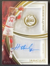Hakeem Olajuwon 2024-25 Panini Immaculate Shadowbox Signatures Auto /99 #SS-HAK