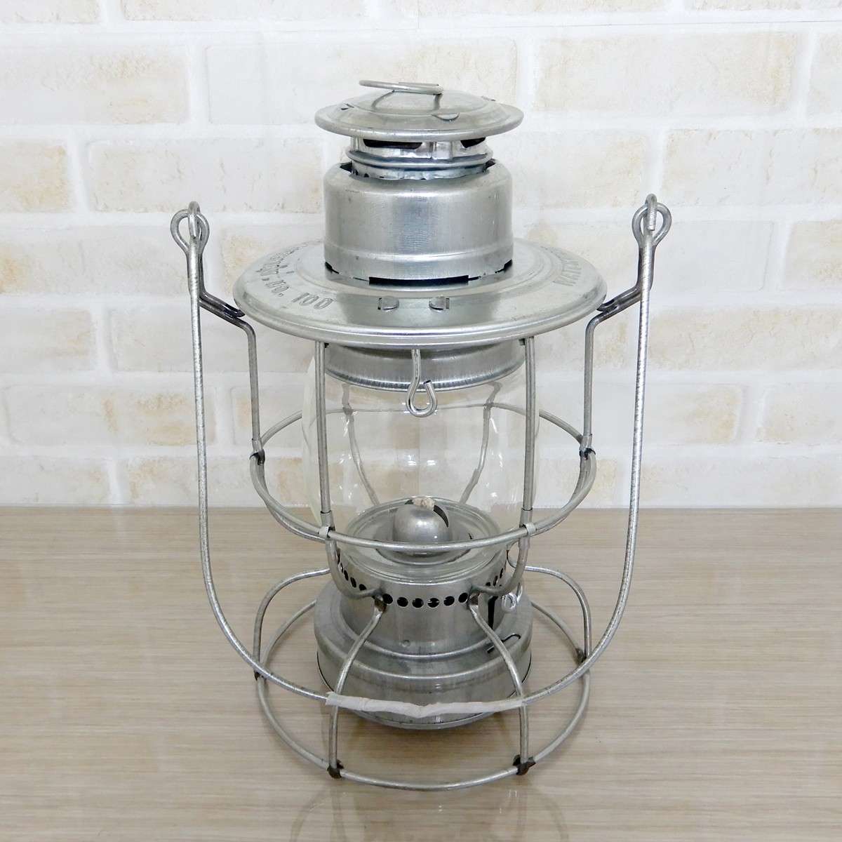 Watchman No.100 Railroad Lantern 日本未入荷品 Amazon.co.jp: Watchman No.100 Railroad Lantern Galvanized