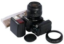 Minolta Alpha 7000 35mm Film AF SLR c/w AF Zoom 35-70mm Lens & 1800AF Flash Kit