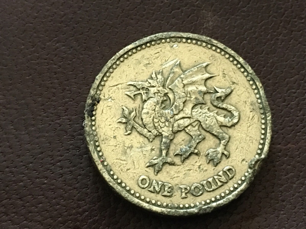 1 COIN - WELSH DRAGON -OLD ONE POUND - 2000 - CIRCULATED